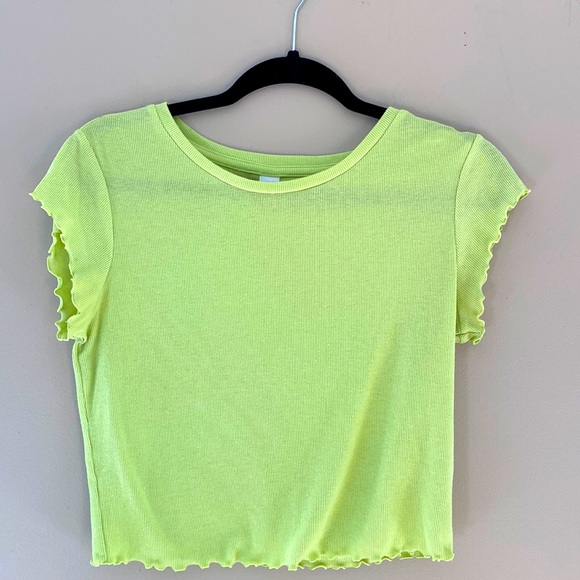 Bright green soft rubbed Old Navy Active t shirt - Picture 1 of 3